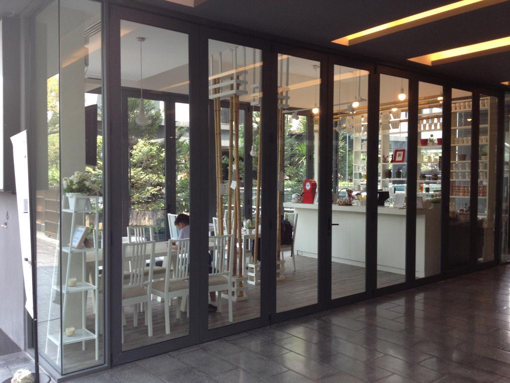 Siamese Gioia Apart otel Bangkok Dış mekan fotoğraf