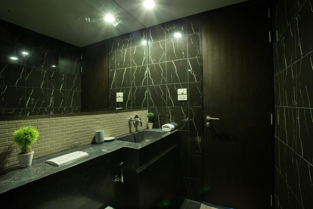 Siamese Gioia Apart otel Bangkok Dış mekan fotoğraf