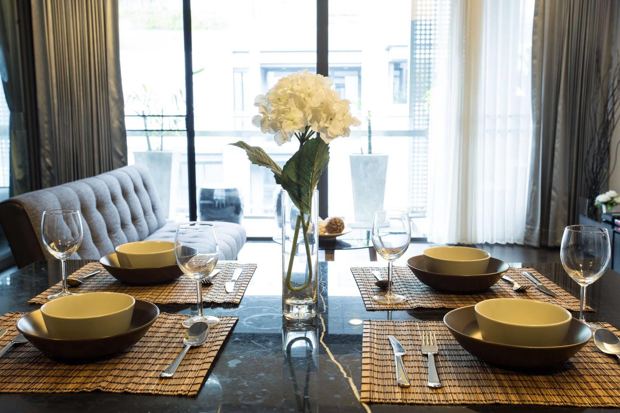 Siamese Gioia Apart otel Bangkok Dış mekan fotoğraf