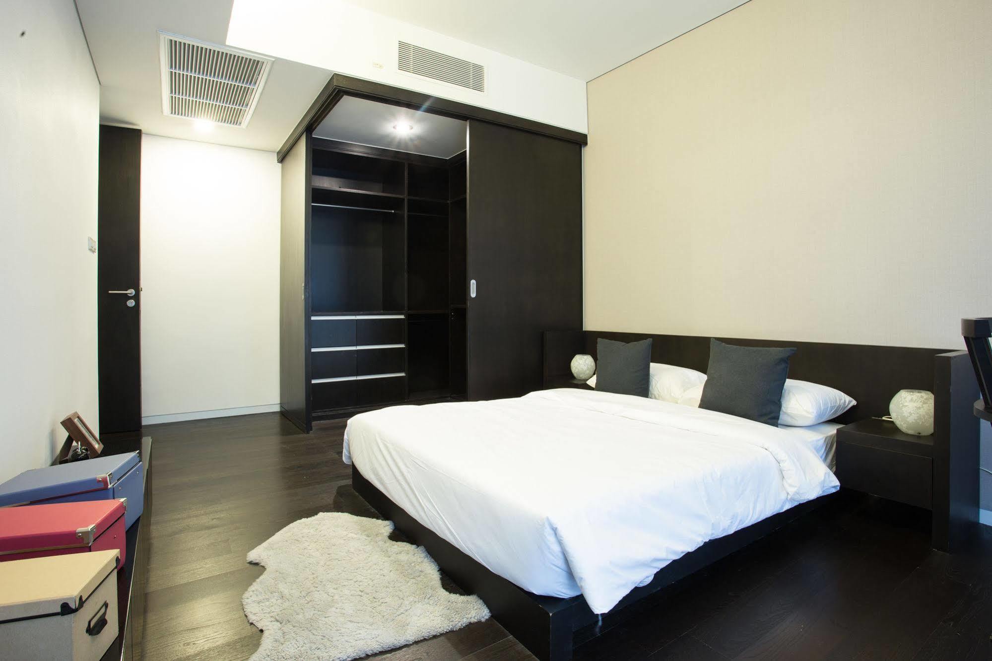Siamese Gioia Apart otel Bangkok Dış mekan fotoğraf